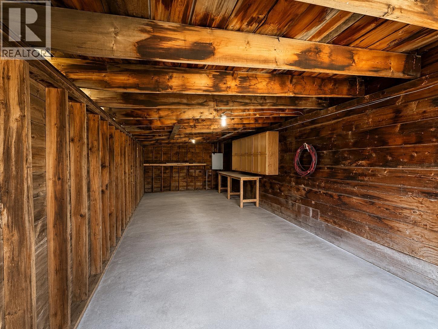2707 MERRITT ROAD - 21
