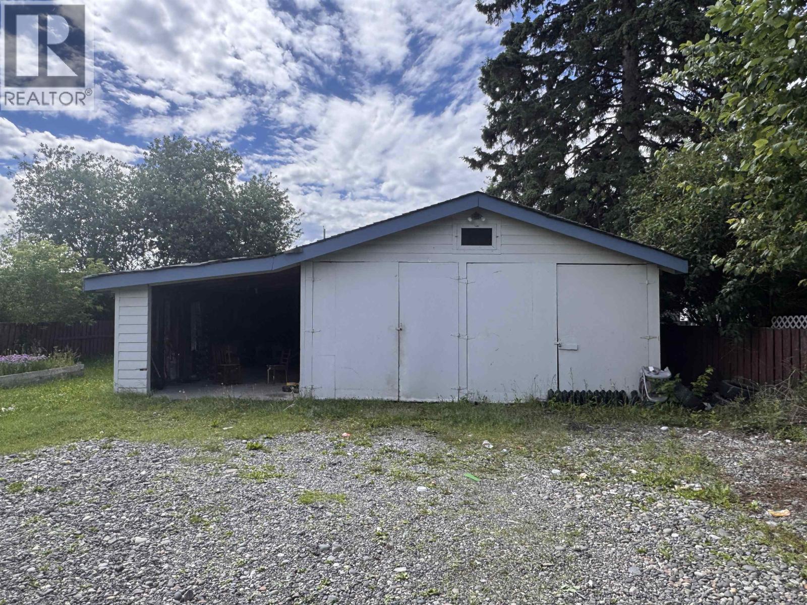 2707 MERRITT ROAD - 25