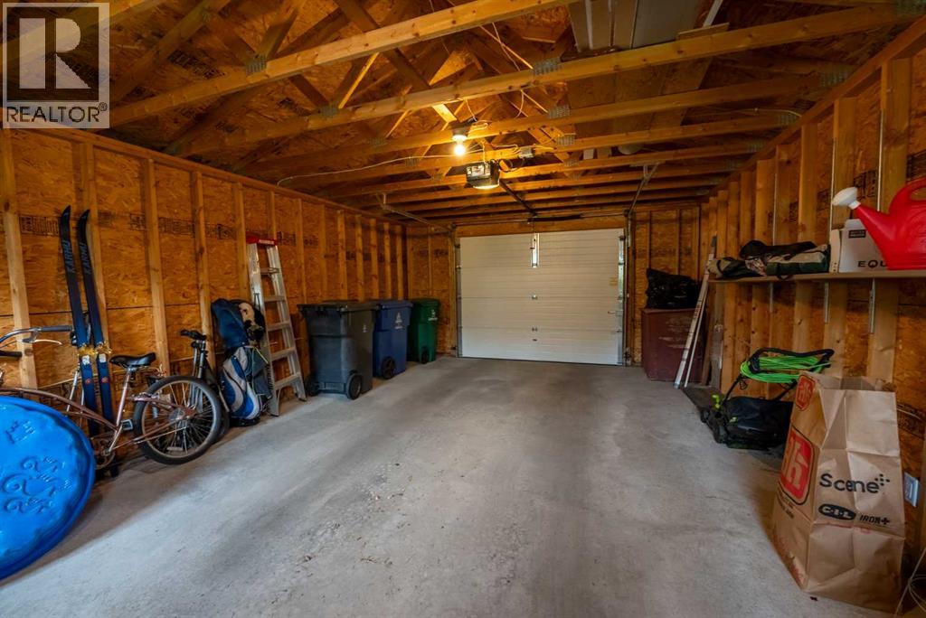 23 Selkirk Road W — photo 25