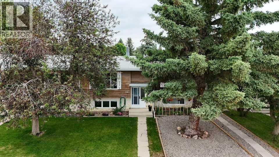 23 Selkirk Road W — photo 33