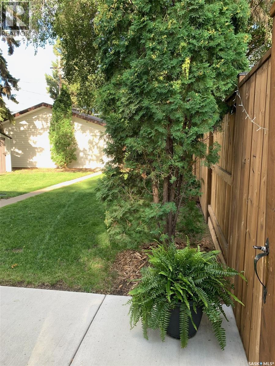 510 R AVENUE N - 38