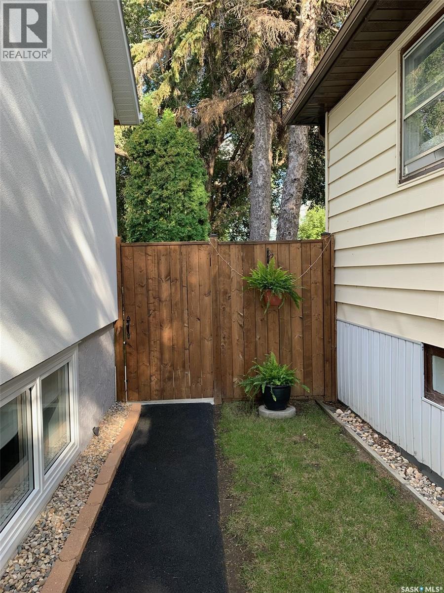 510 R AVENUE N - 39