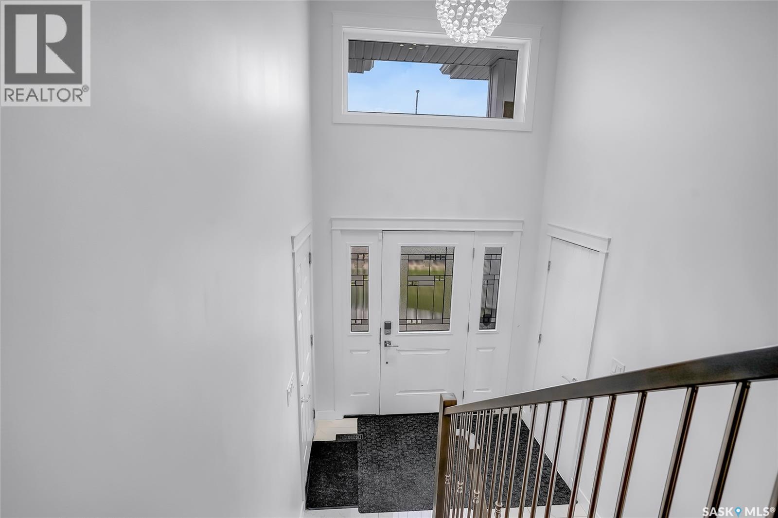 715 Bentley MANOR - 3