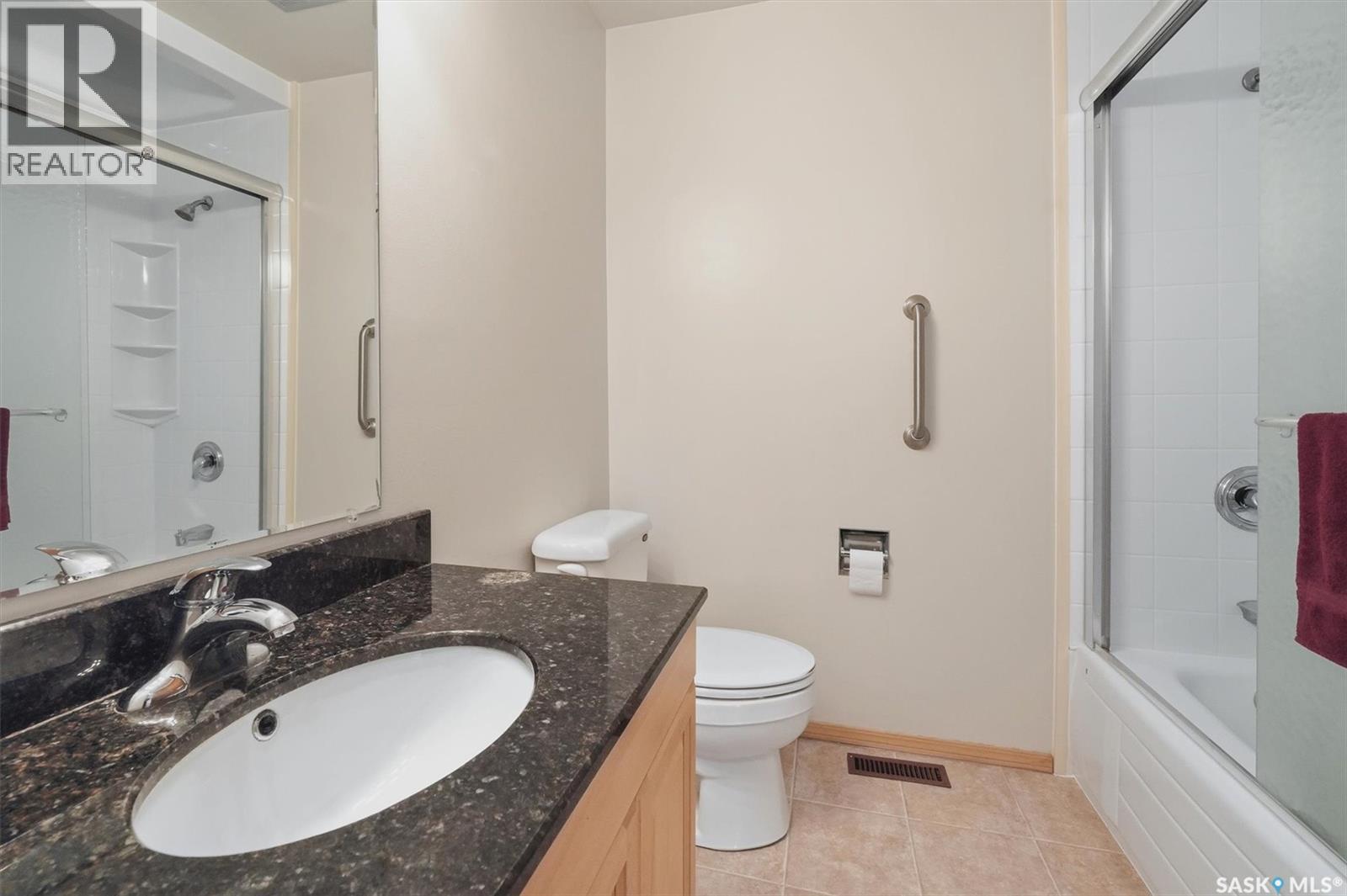 1218 MOSS AVENUE - 17