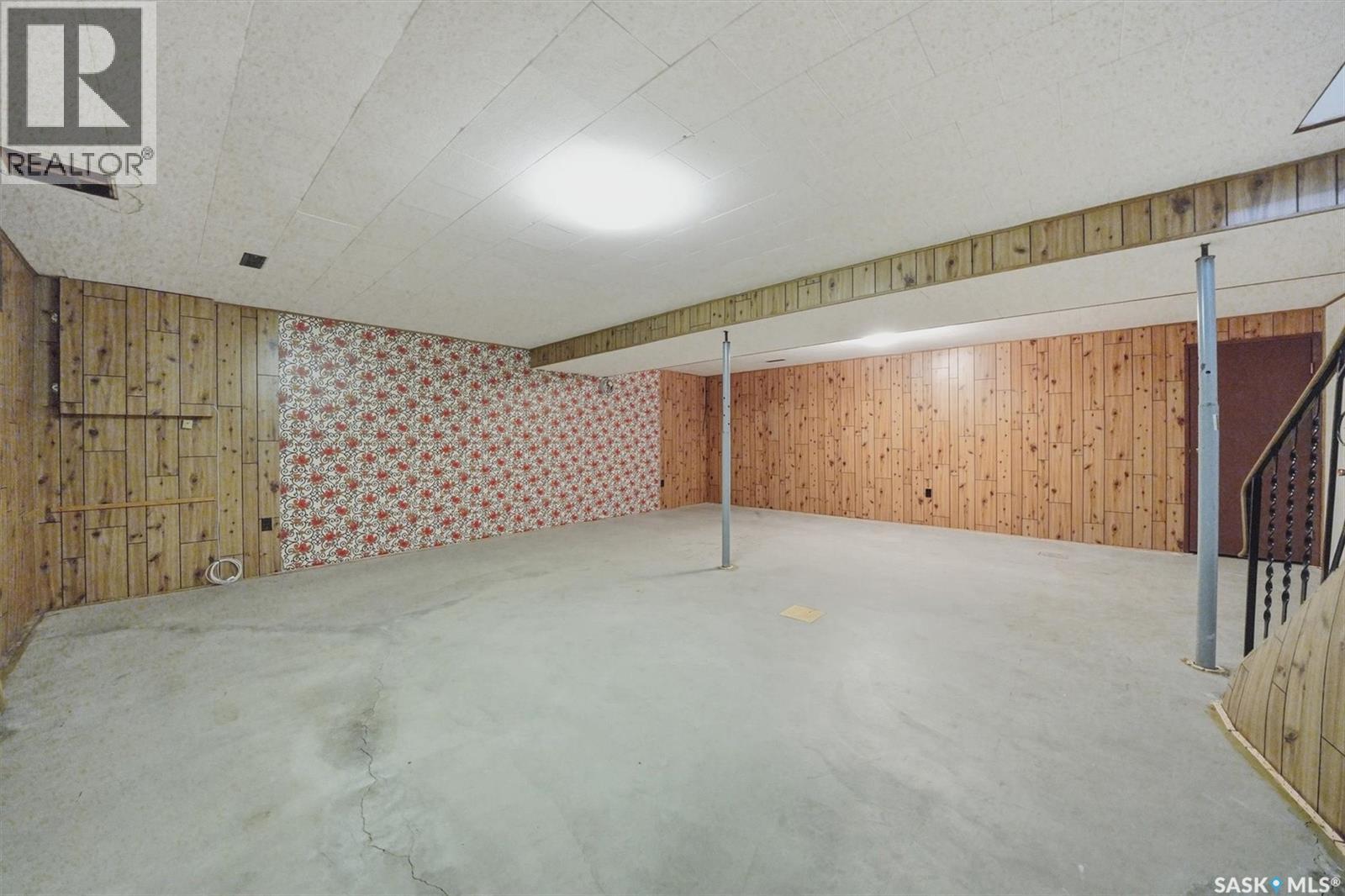 1218 MOSS AVENUE - 29