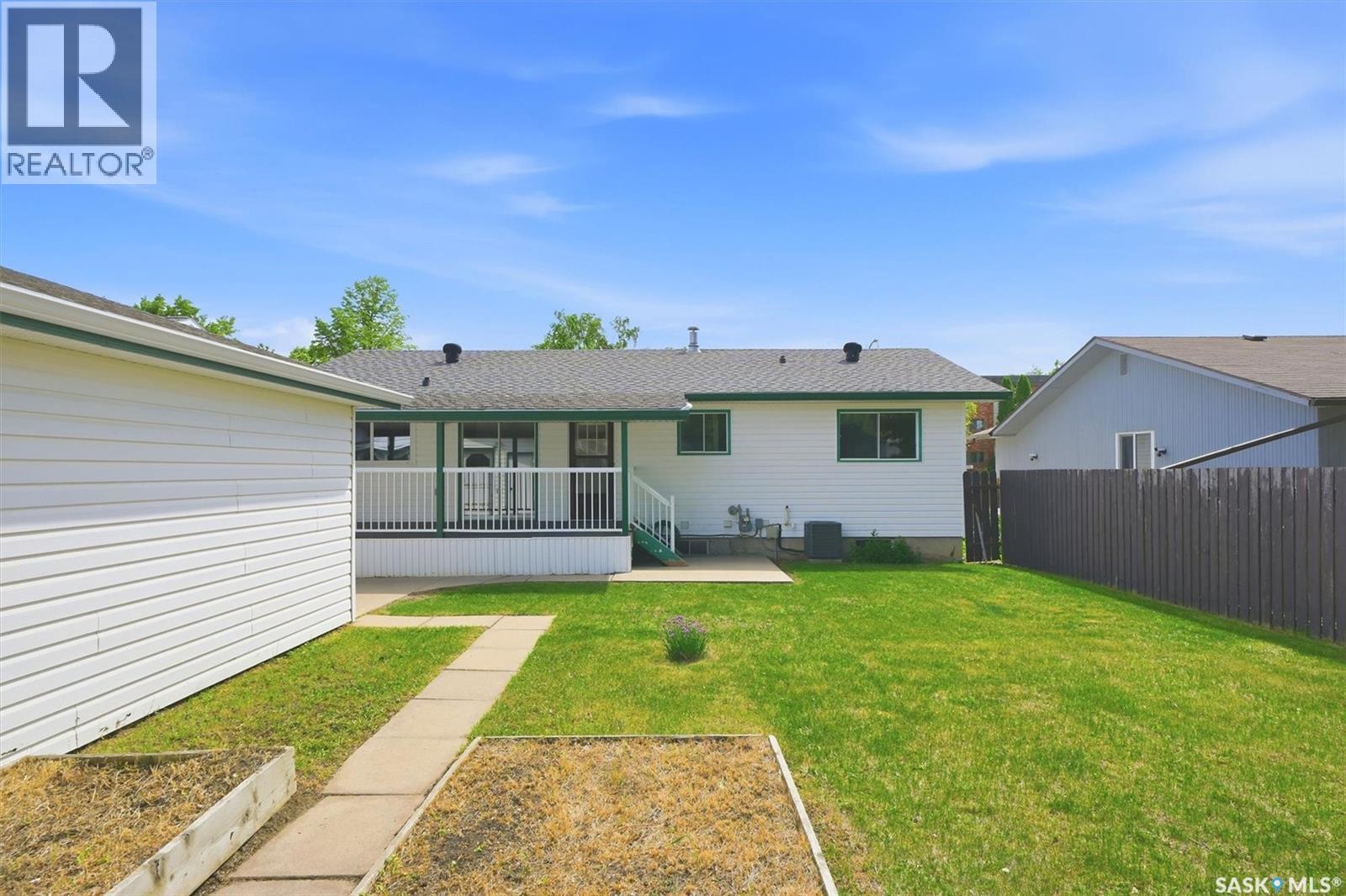 1218 MOSS AVENUE - 40