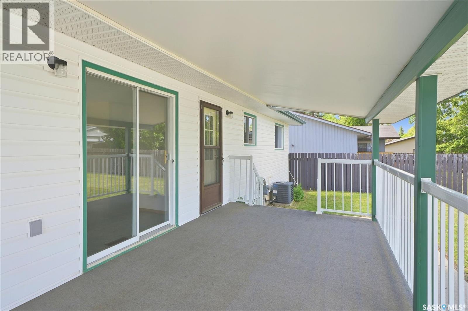 1218 MOSS AVENUE - 42