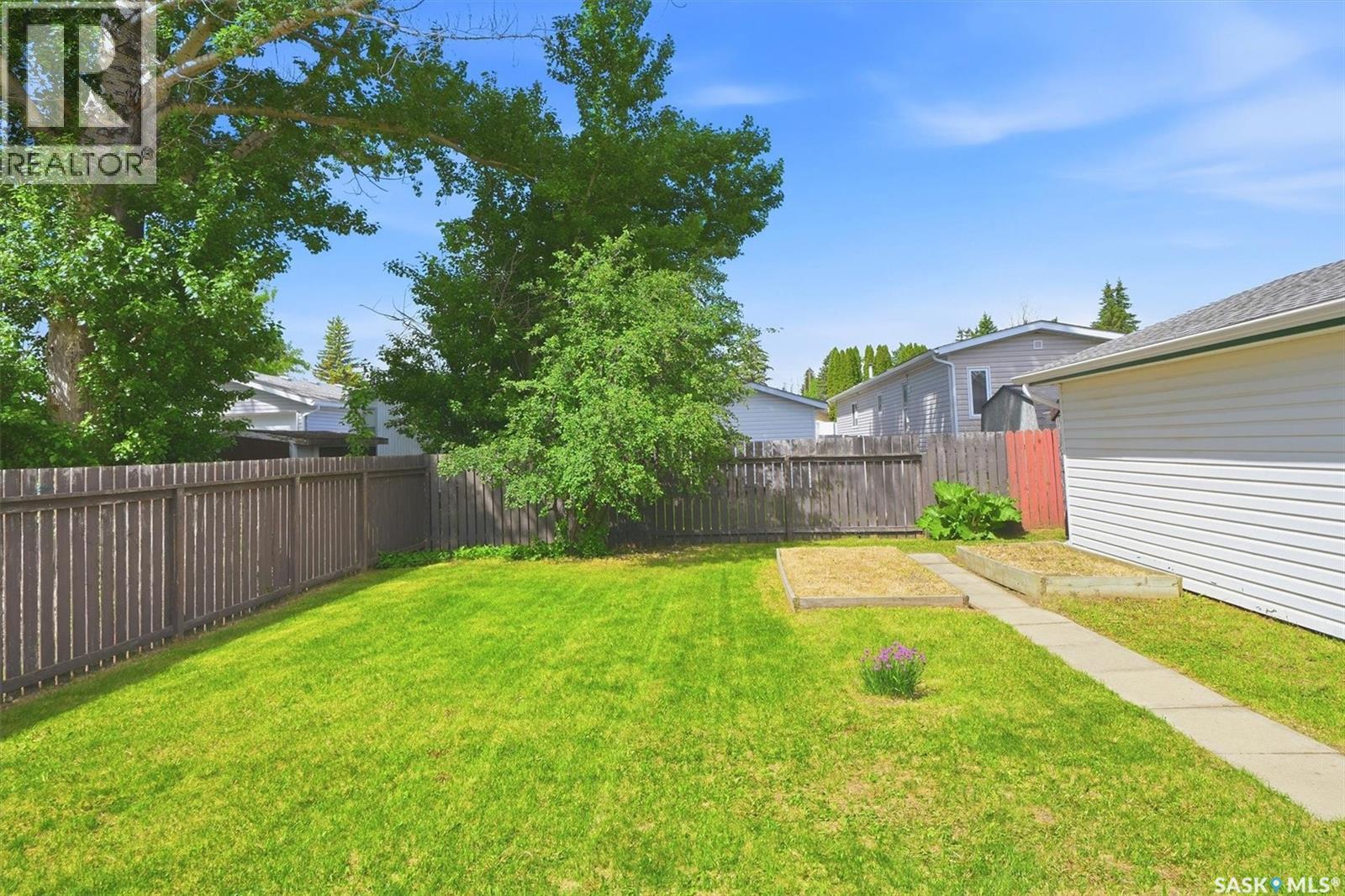 1218 MOSS AVENUE - 44