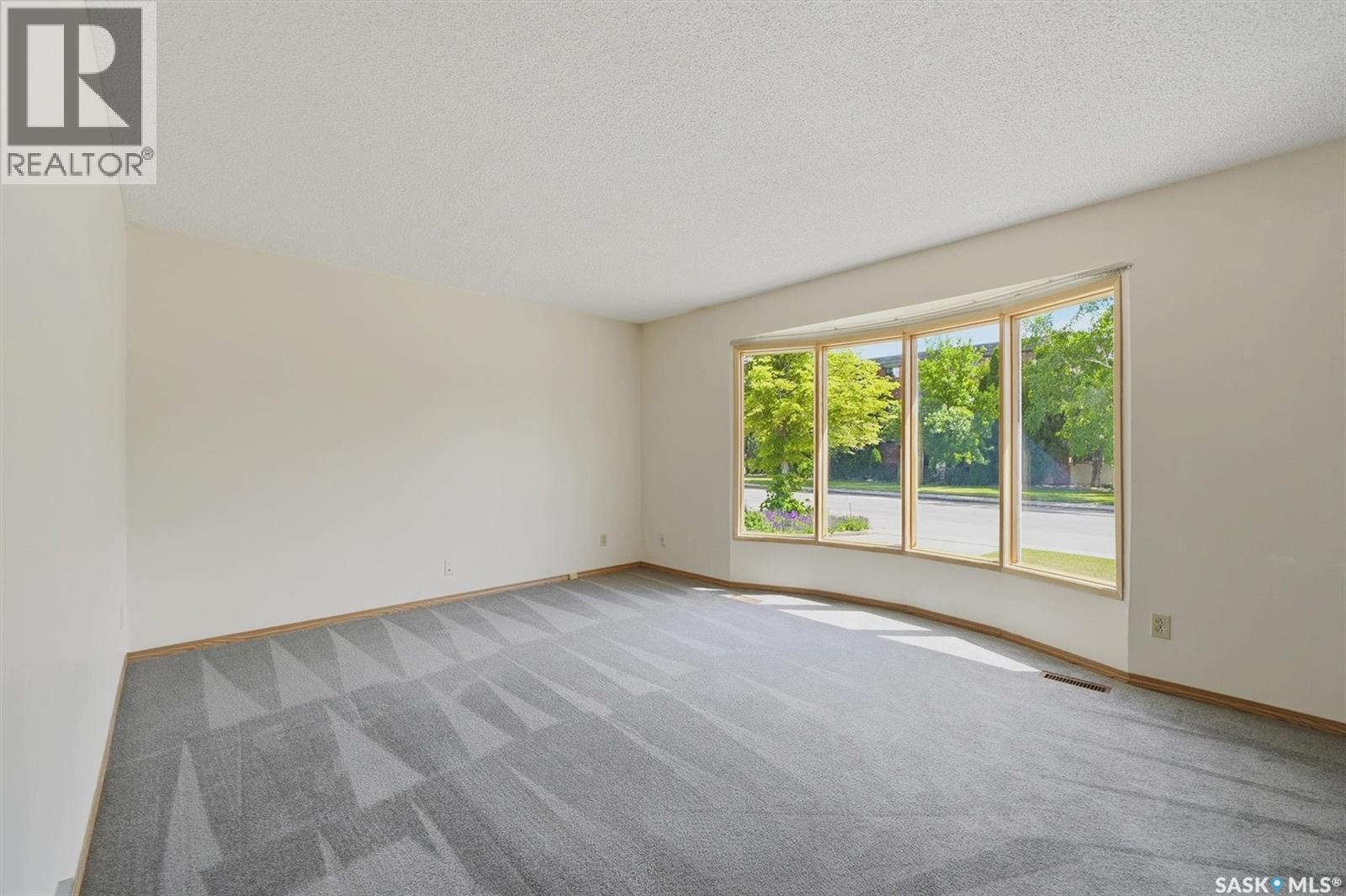 1218 MOSS AVENUE - 5