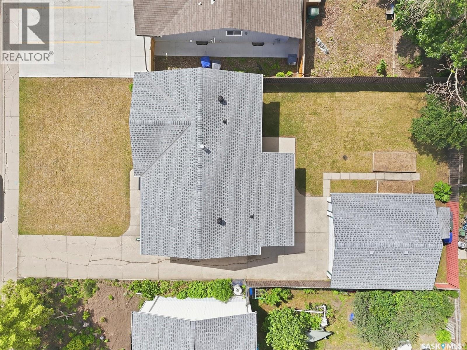 1218 MOSS AVENUE - 50