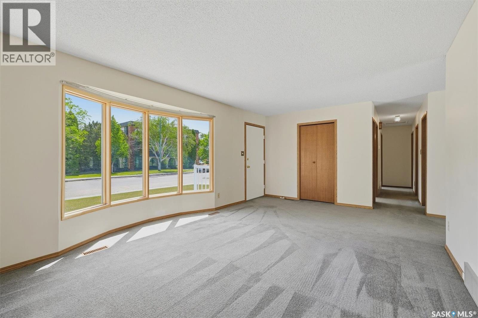 1218 MOSS AVENUE - 6