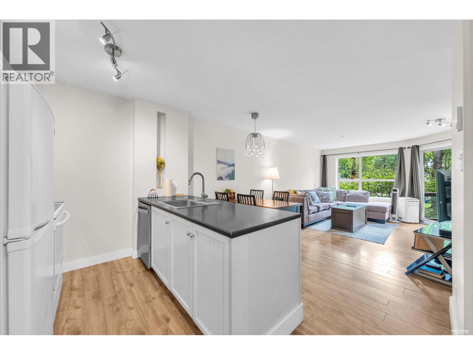 103 4800 SPEARHEAD DRIVE, Whistler