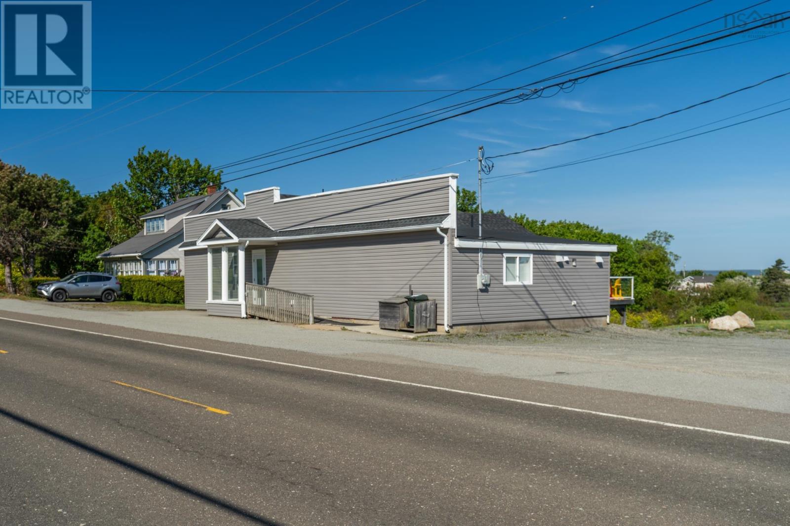 1861 Highway 1 - 3