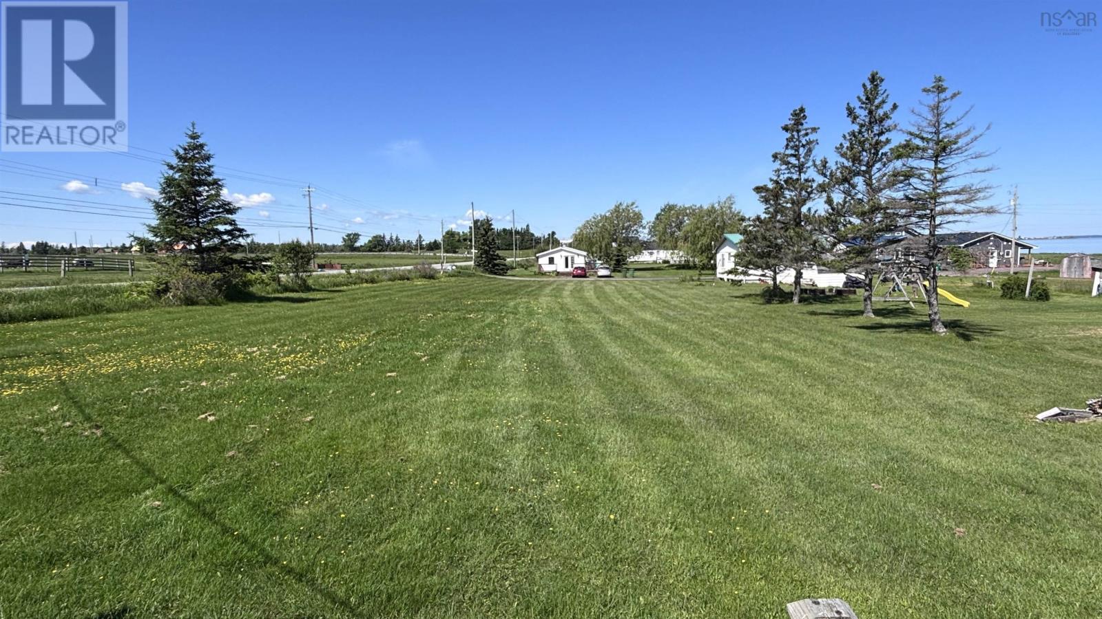 11 DOUGLAS Crescent - 31
