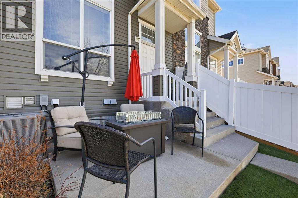 270 Elgin Way SE - 3