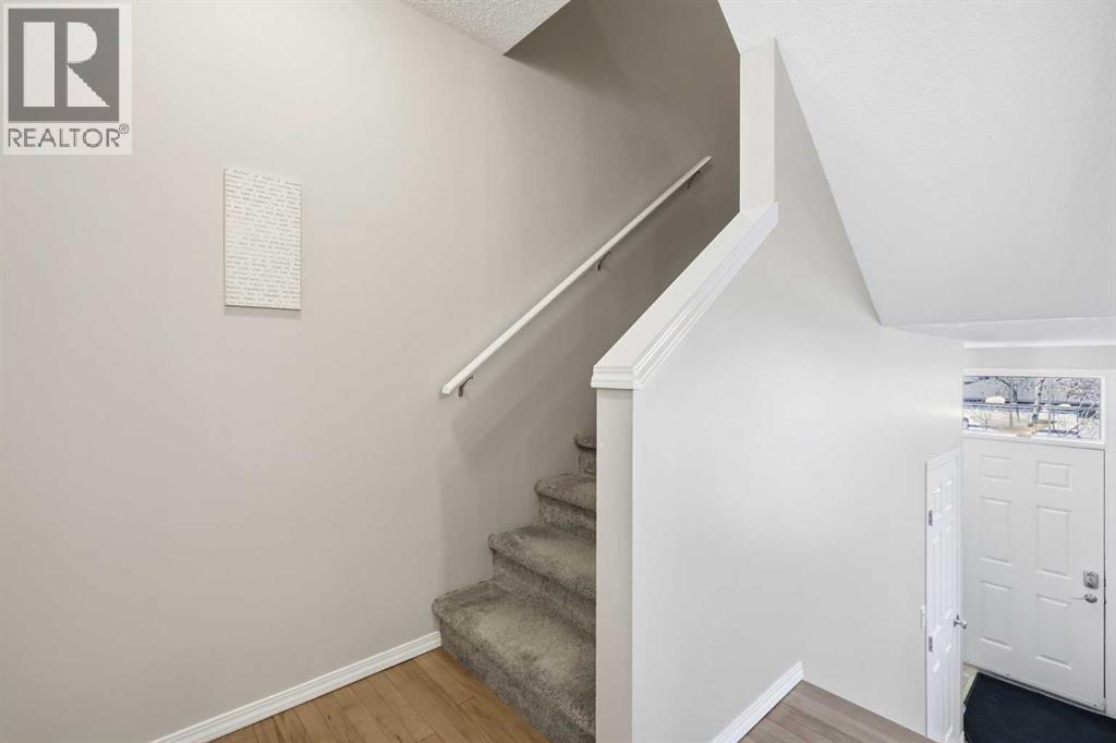 270 Elgin Way SE - 18