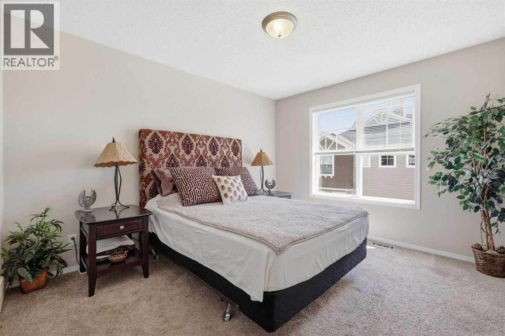 270 Elgin Way SE - 19