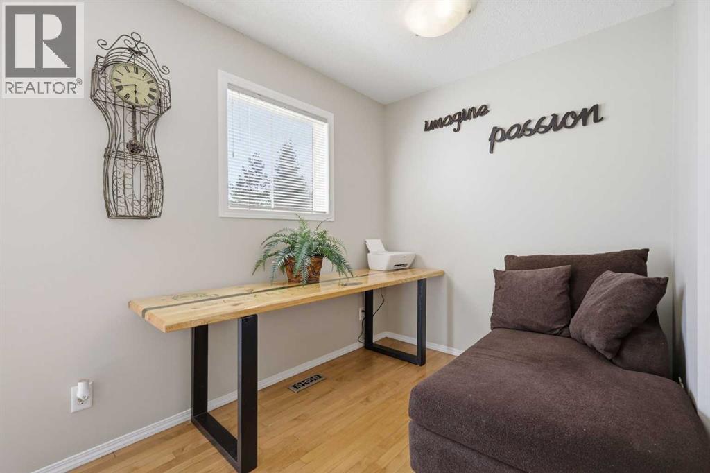 270 Elgin Way SE - 16