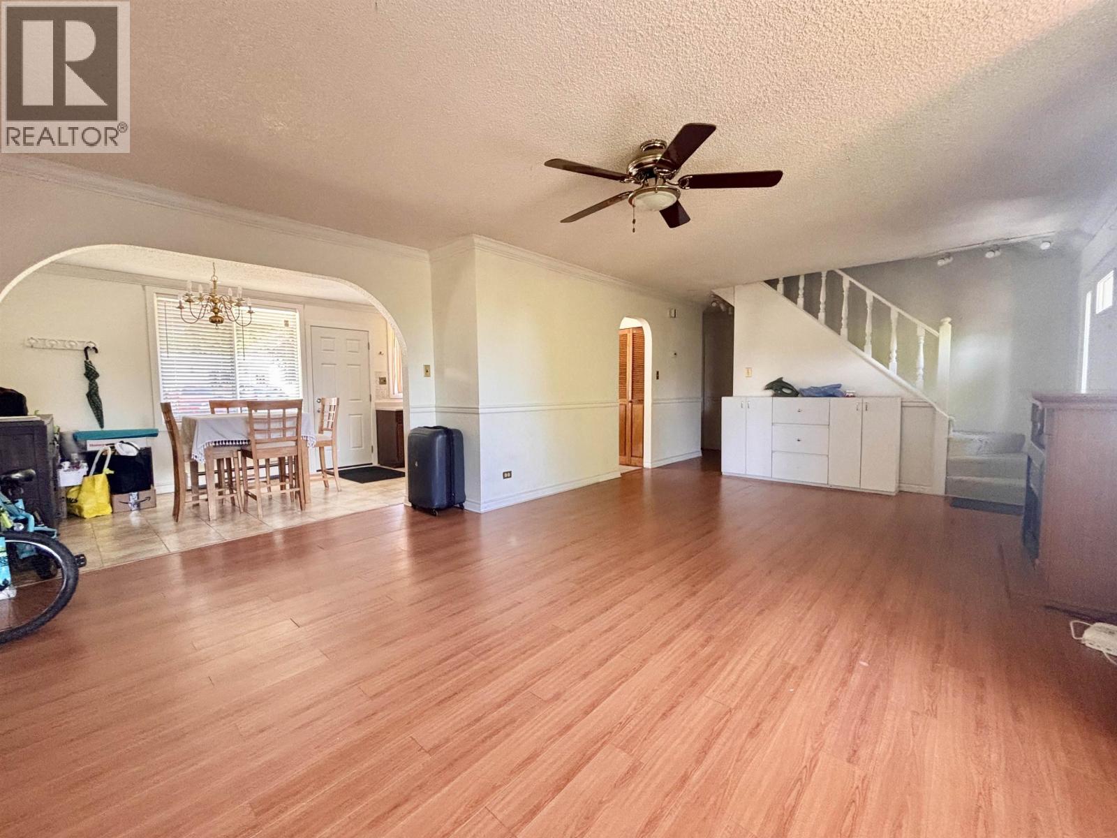 42 KOOTENAY STREET - Image 4