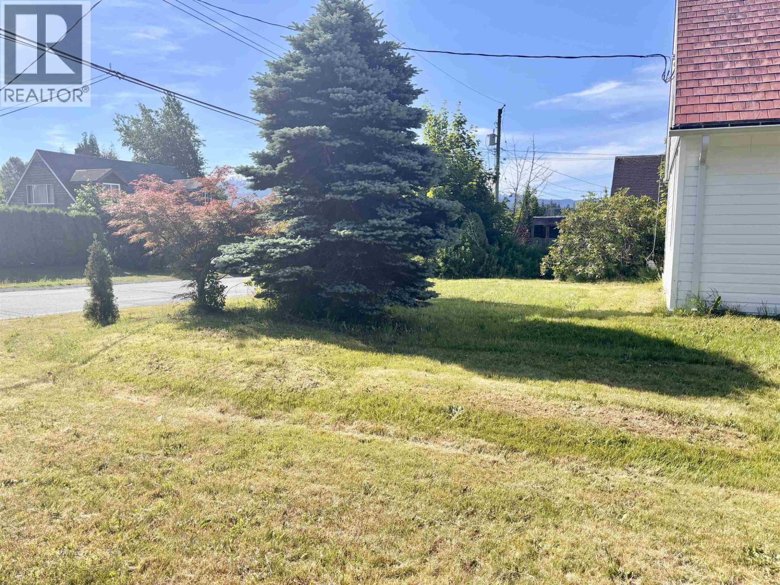 42 KOOTENAY STREET - 12