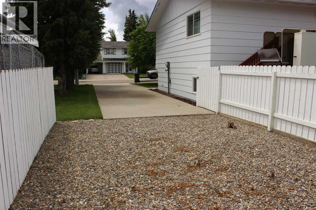 634 Maple Drive — photo 29
