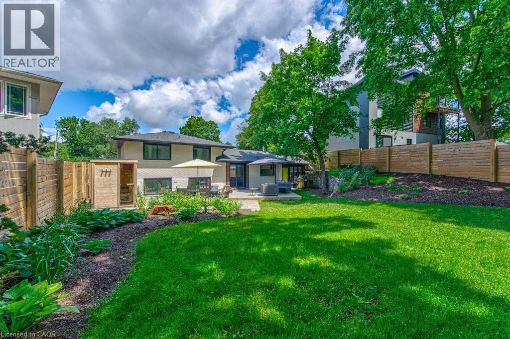 65 LANG Crescent - 43