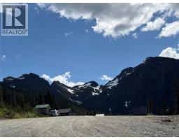 3 Mt. Cain Rd, Port Mcneill, BC V0N2R0 Photo 22