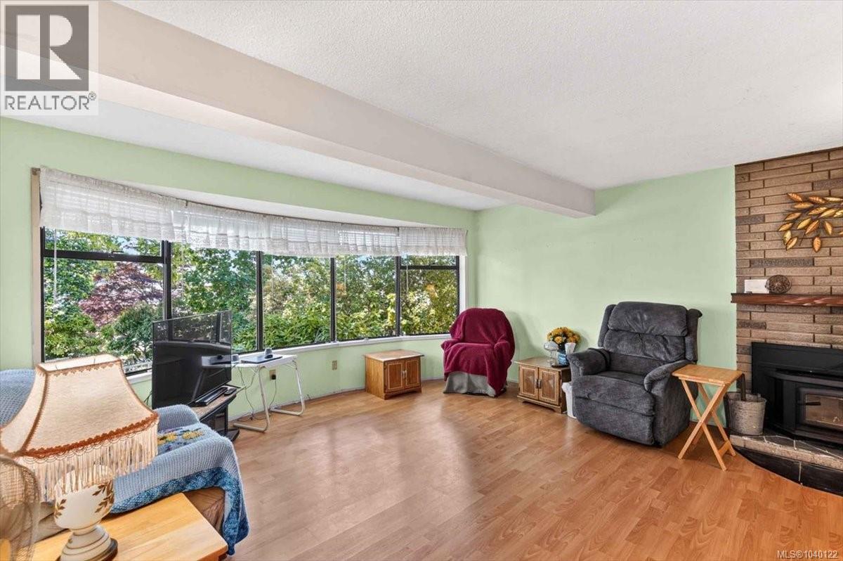 2836 7th Ave - Image 12