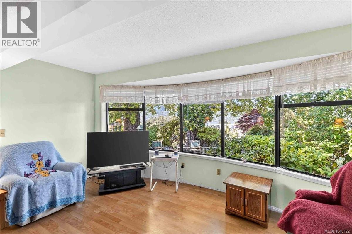 2836 7th Ave - Image 13