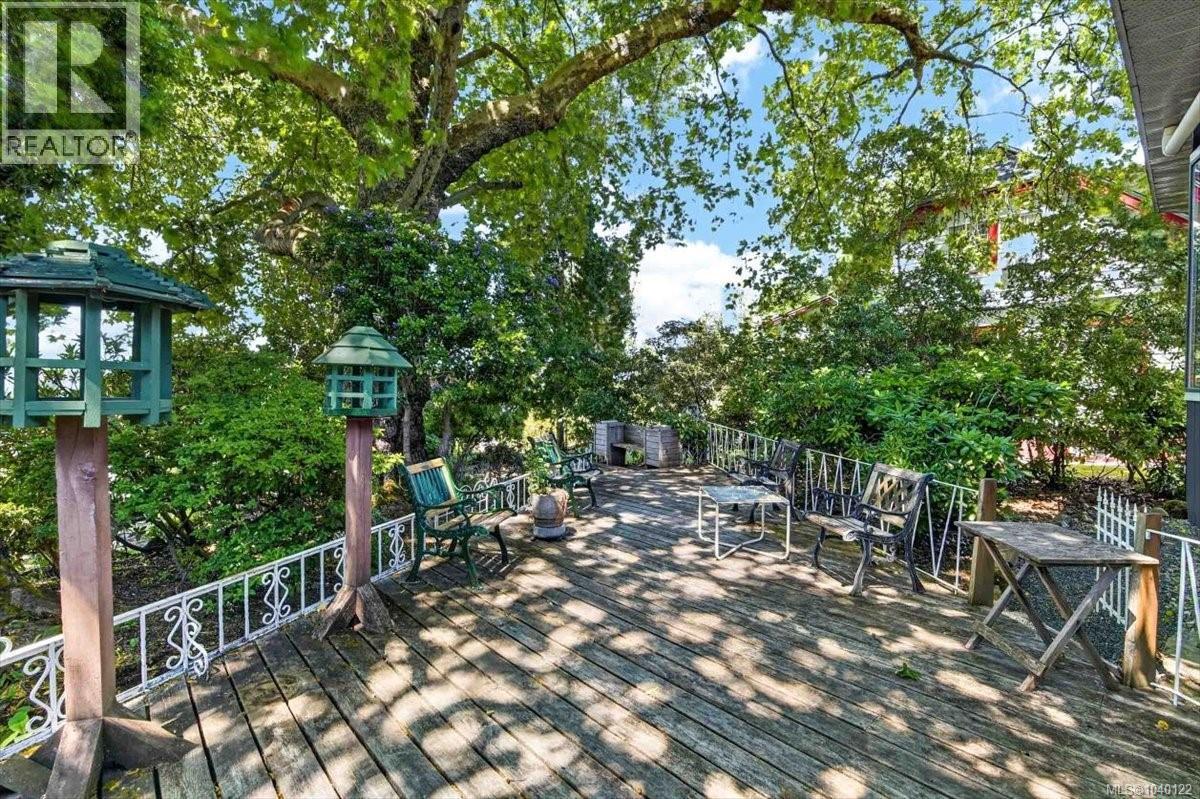 2836 7th Ave - Image 15