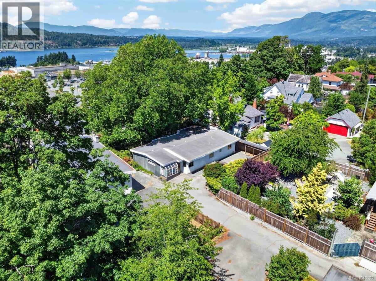 2836 7th Ave - 2