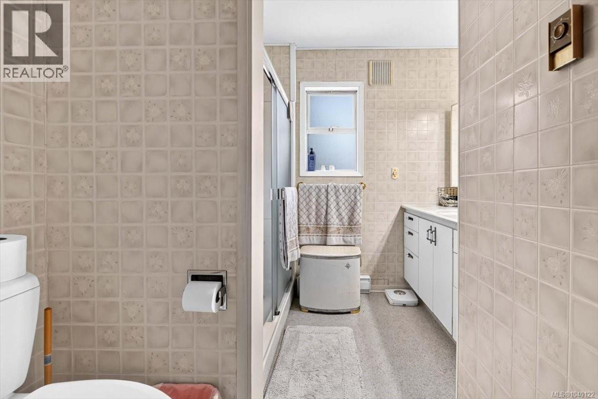 2836 7th Ave - Image 29