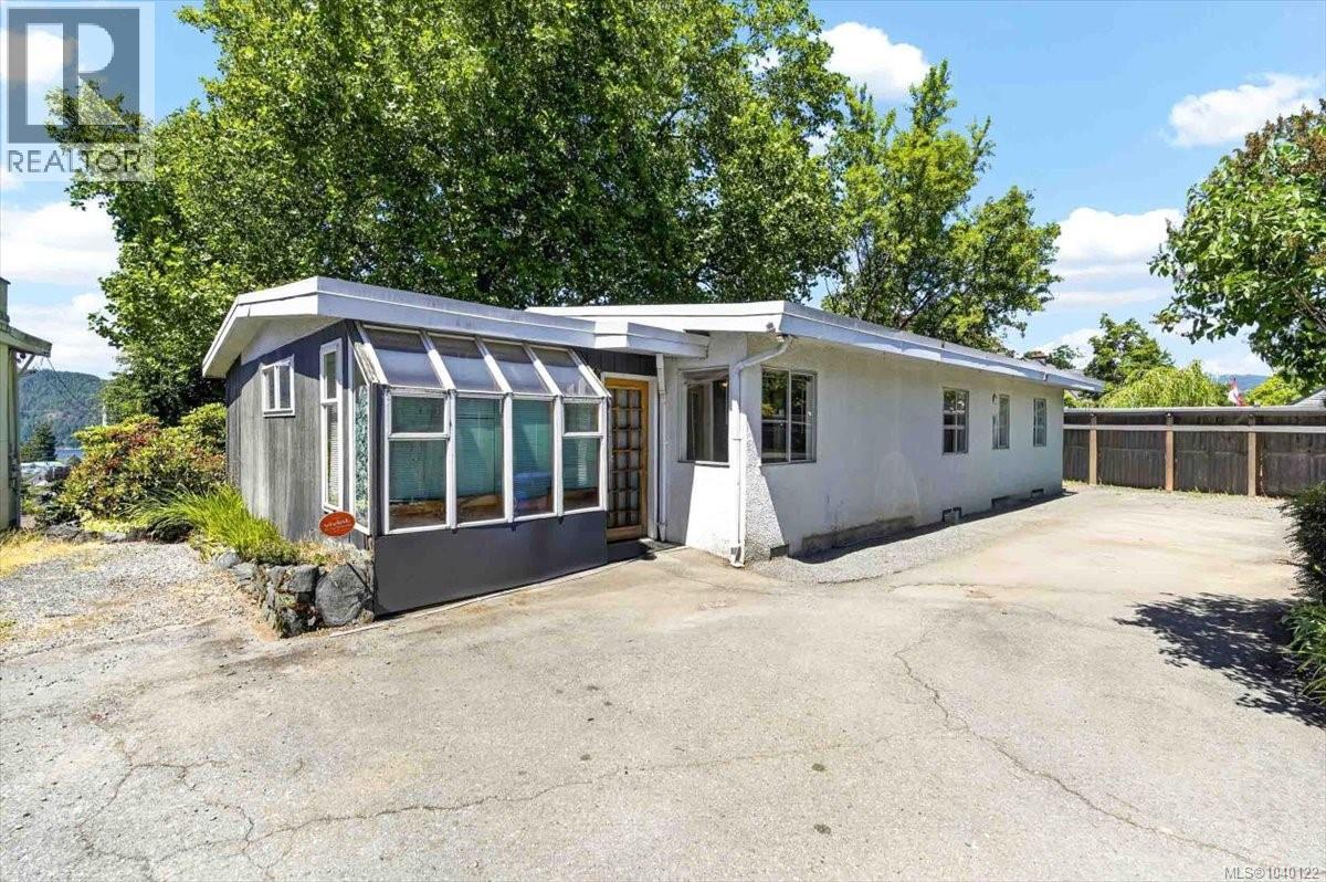 2836 7th Ave - Image 3