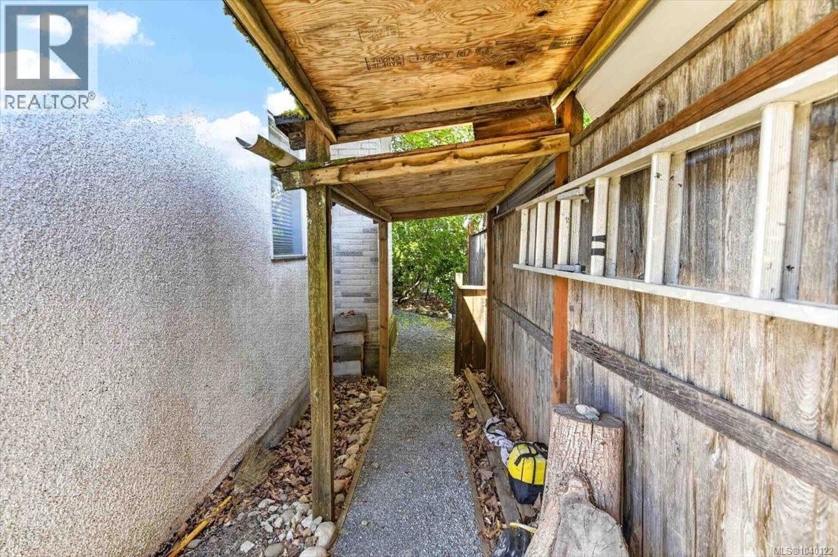 2836 7th Ave - Image 35