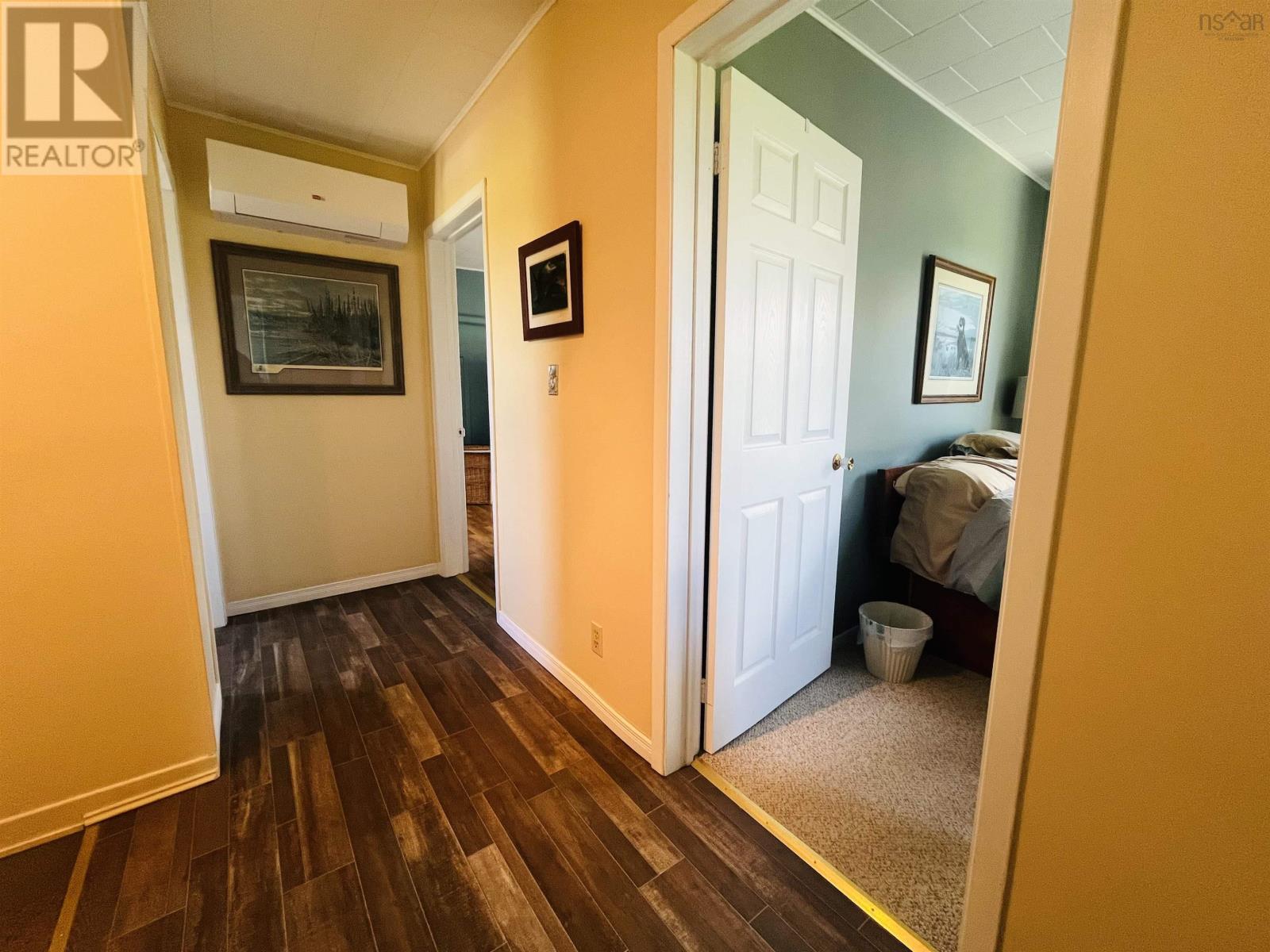 4534 302 Highway - 24
