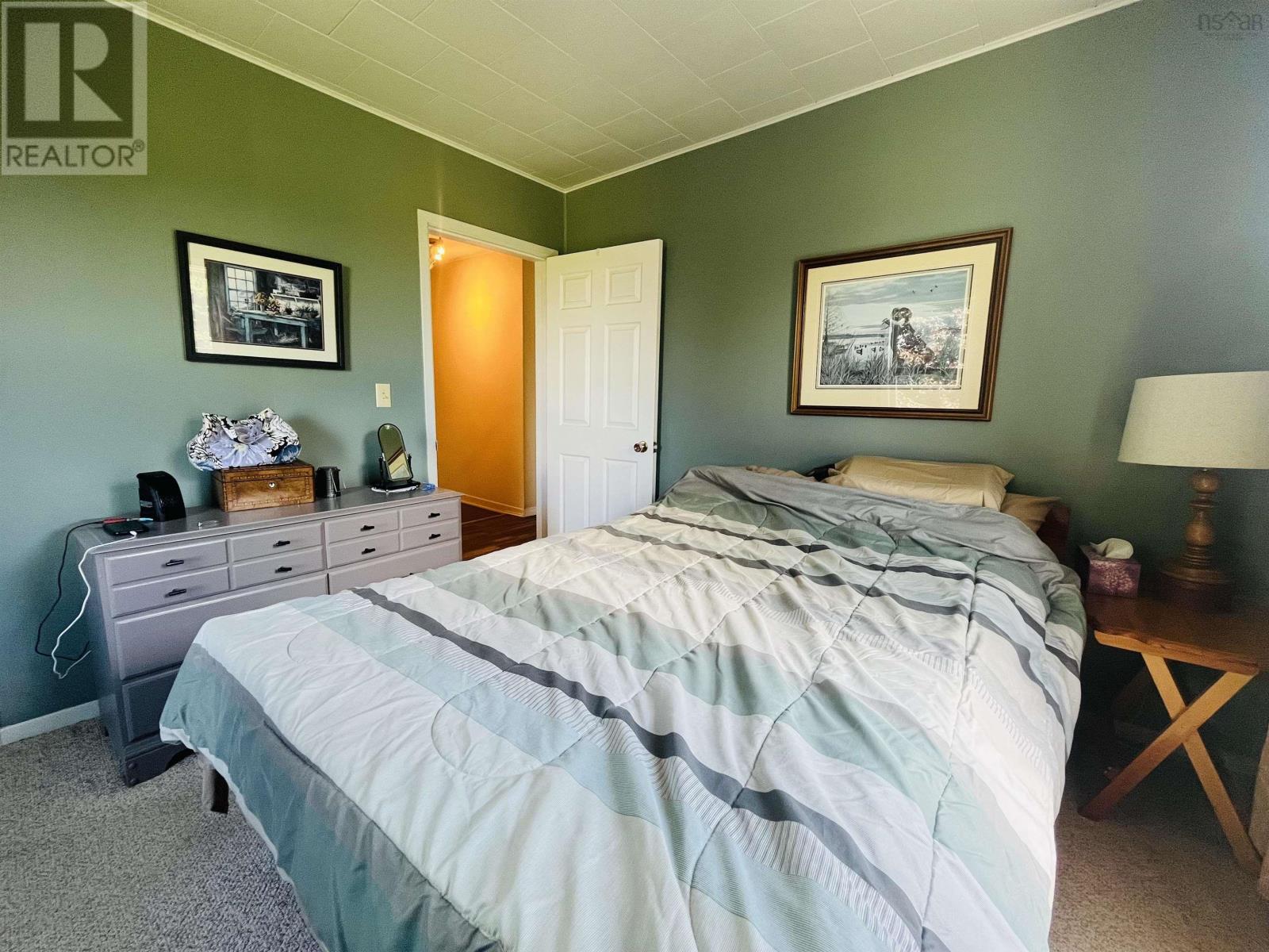 4534 302 Highway - 25