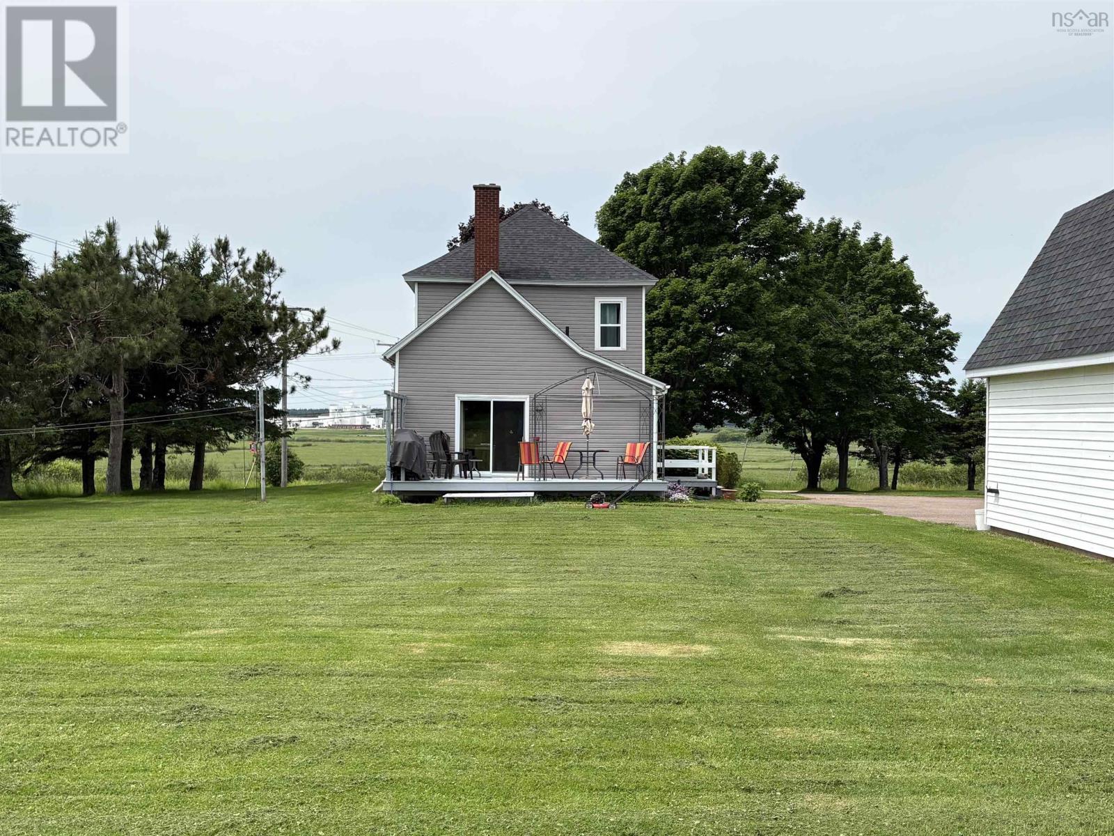 4534 302 Highway - 39