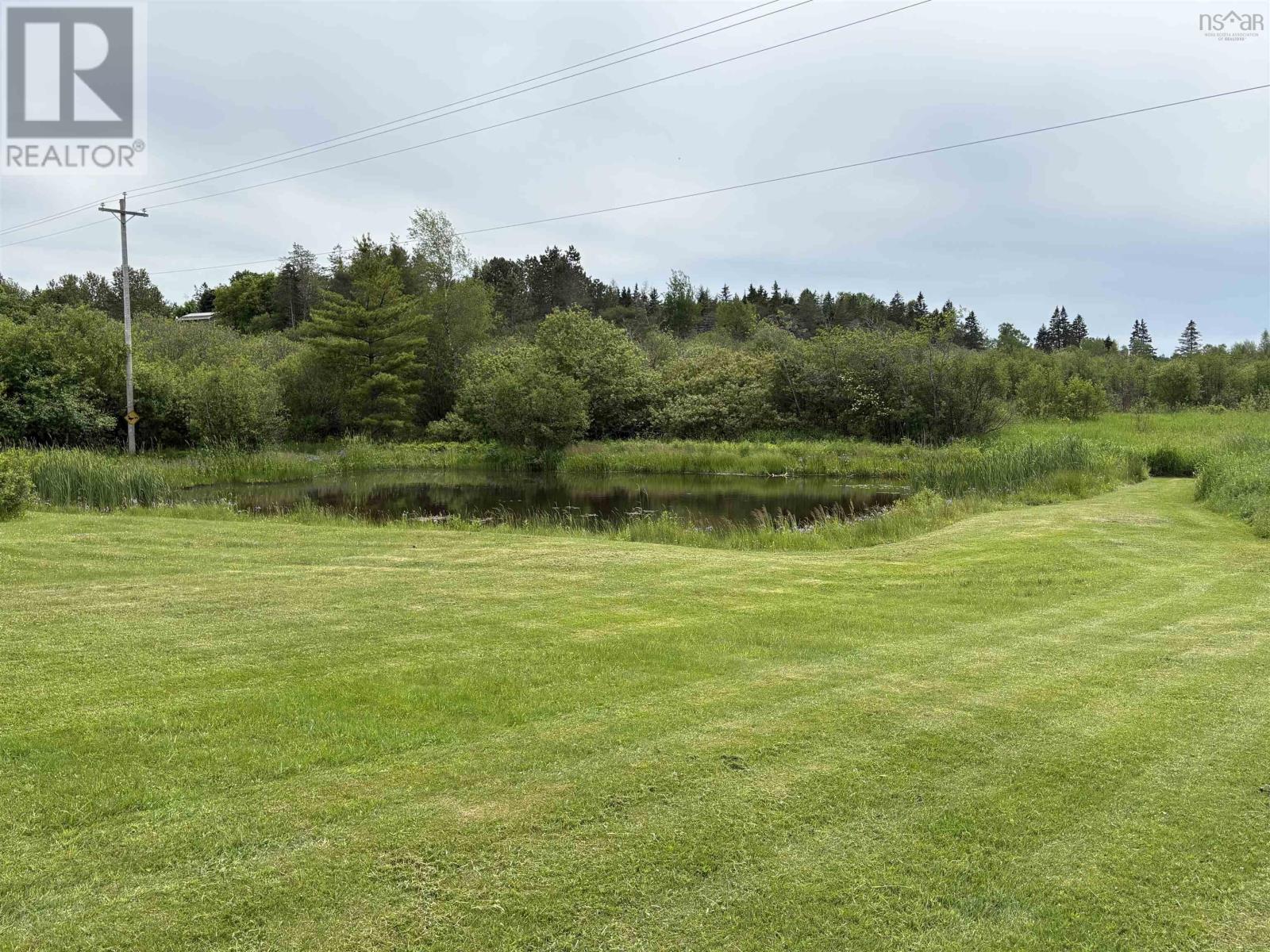 4534 302 Highway - 44