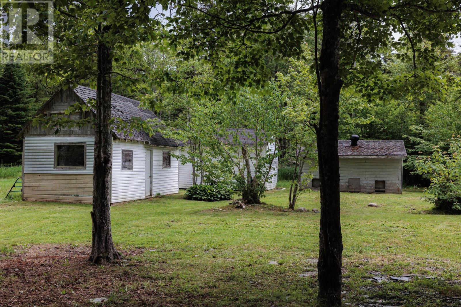 Property 23 of 30 of 284 Greenhill Road
