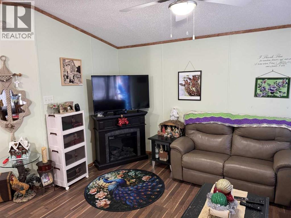 5702 51 Street - 11