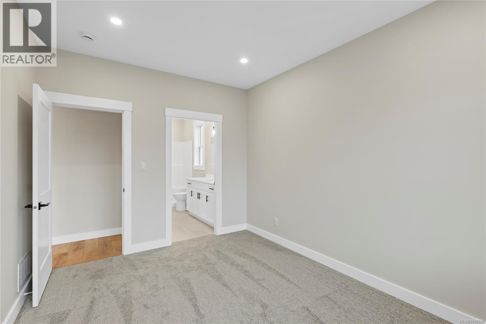 4721 Elizabeth St - 25