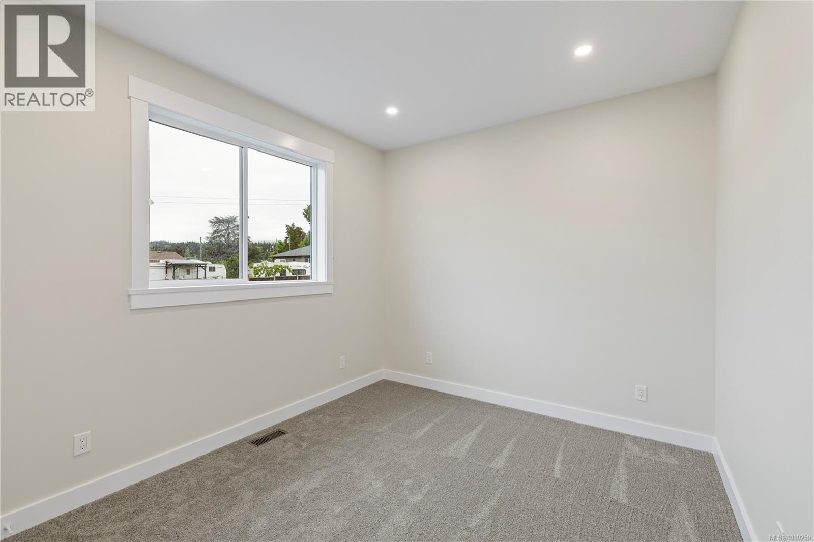 4721 Elizabeth St - 14