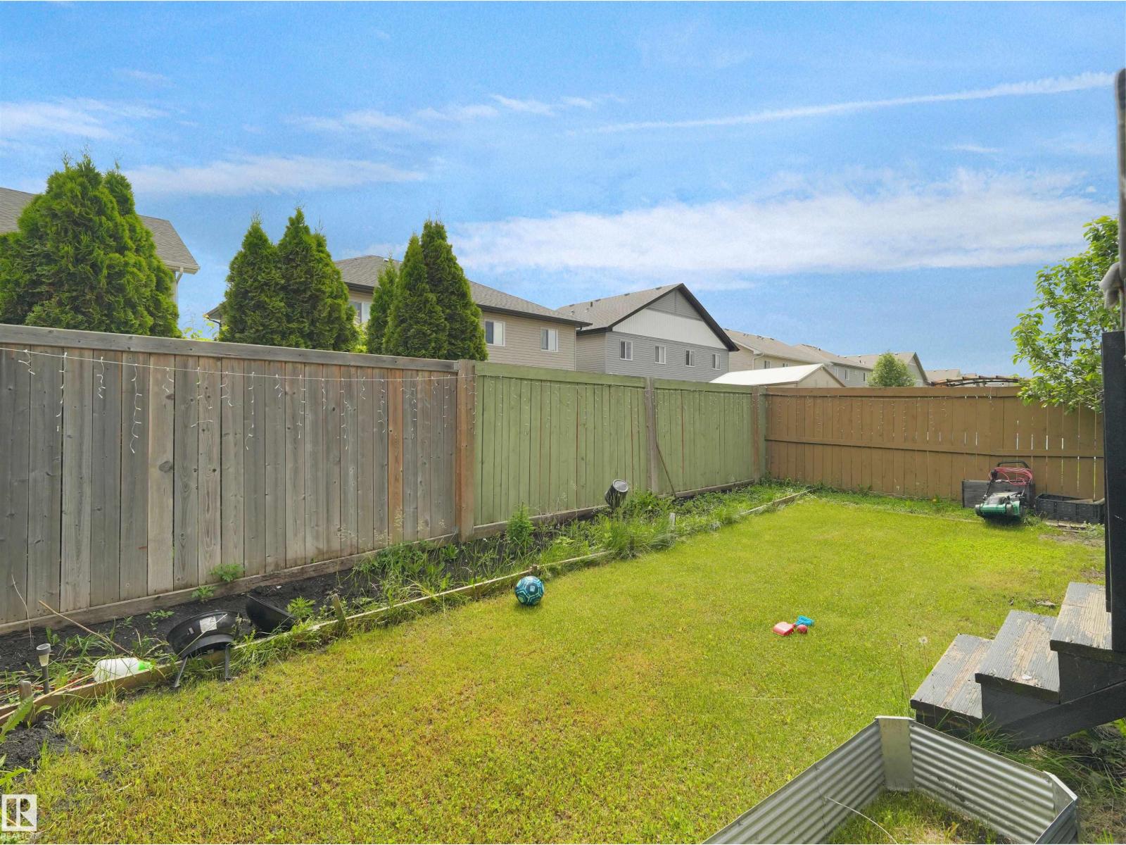 16903 54 ST NW - 12