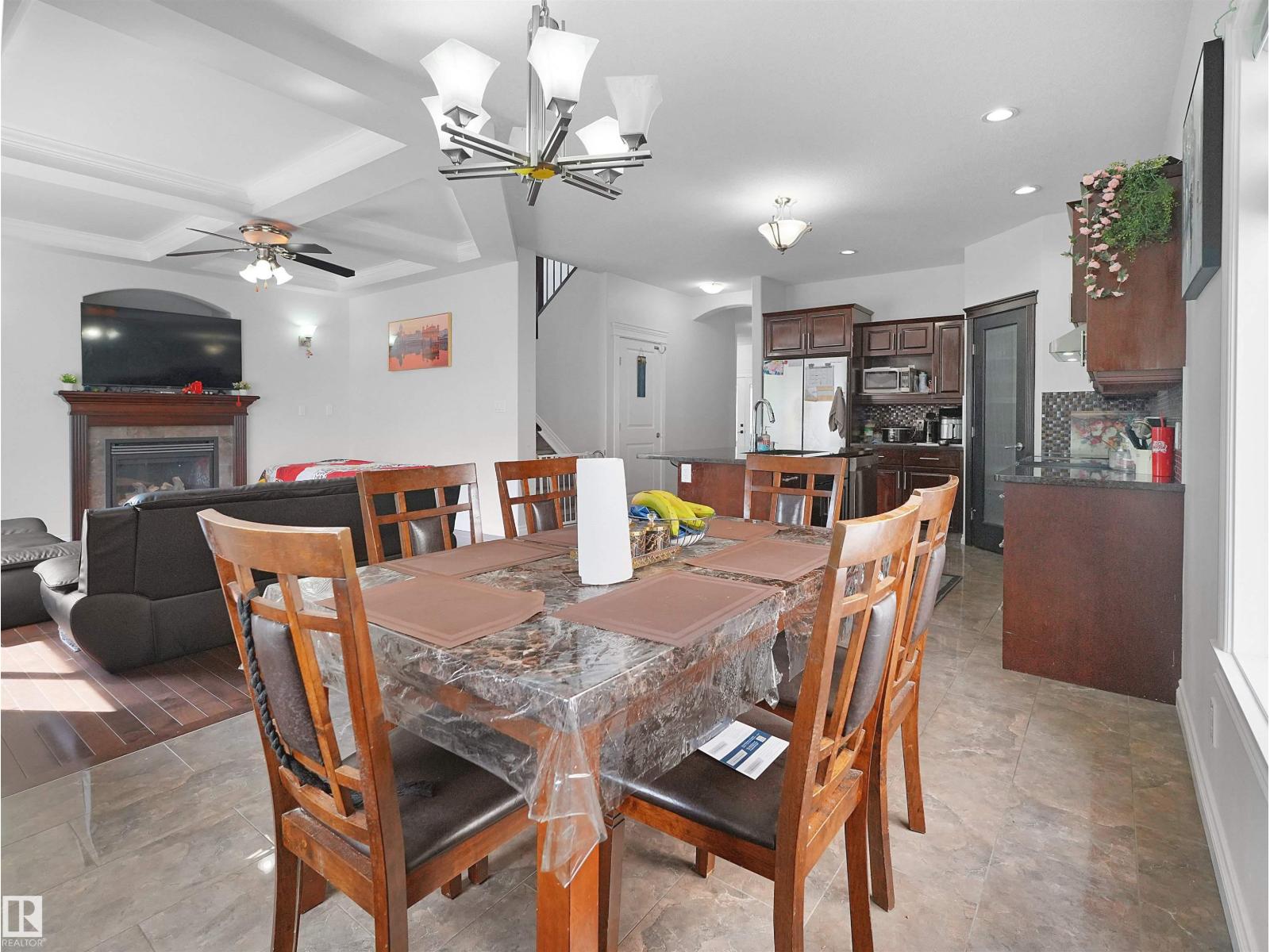 16903 54 ST NW - 32