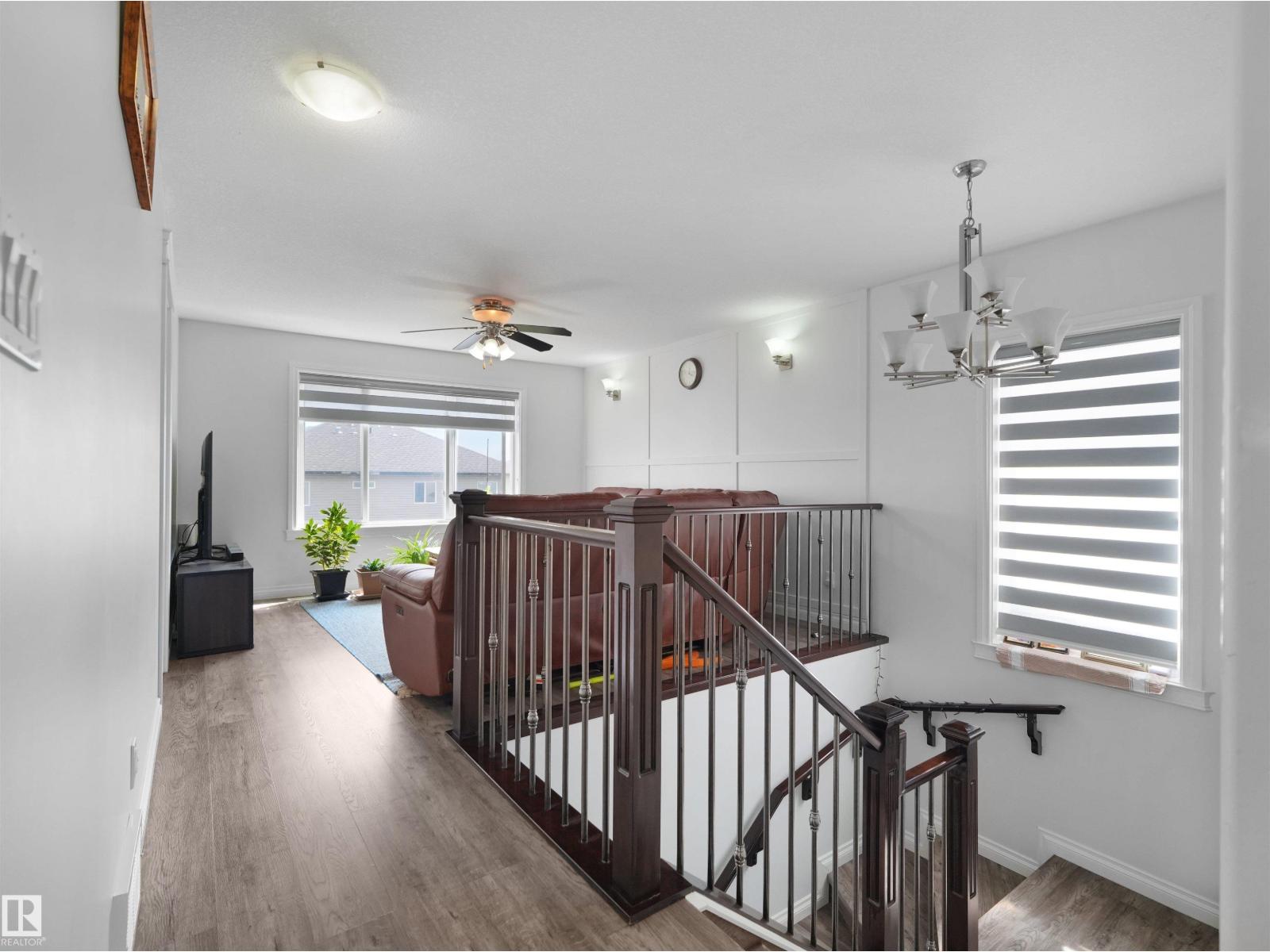 16903 54 ST NW - 34