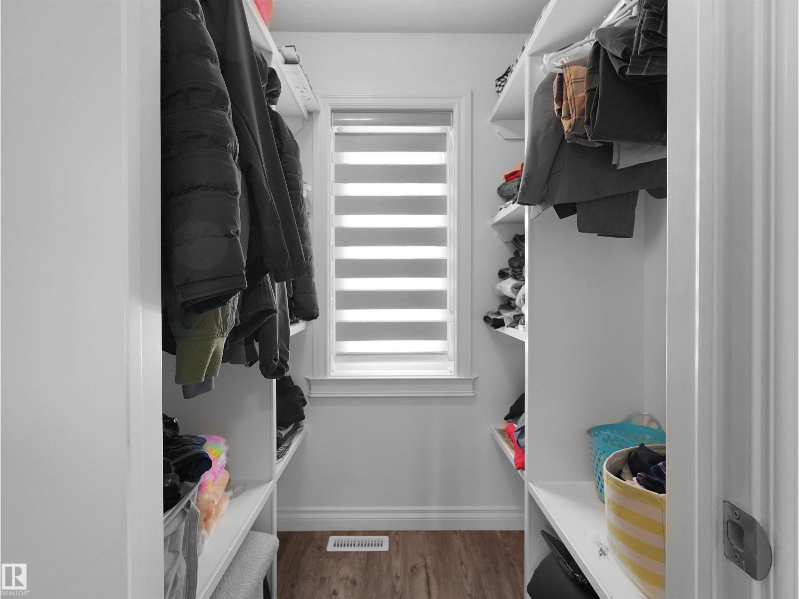 16903 54 ST NW - 42