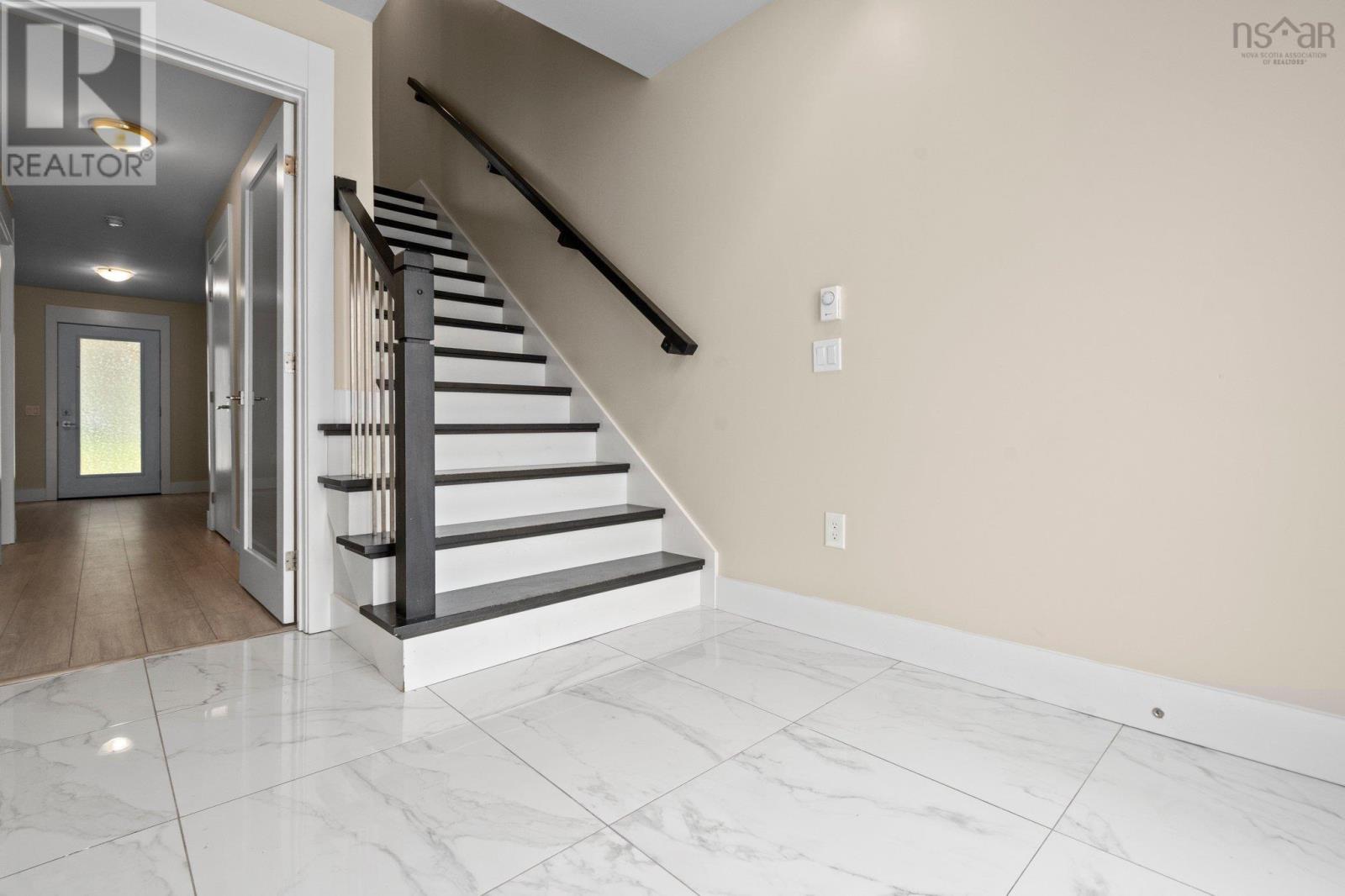 88 Tyler Street - 3