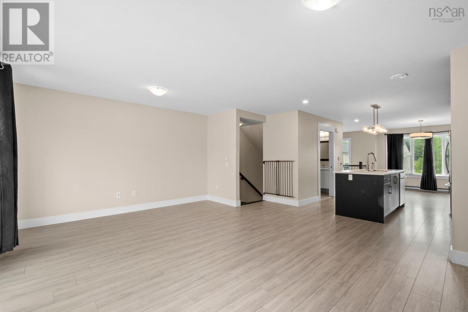 88 Tyler Street - 7