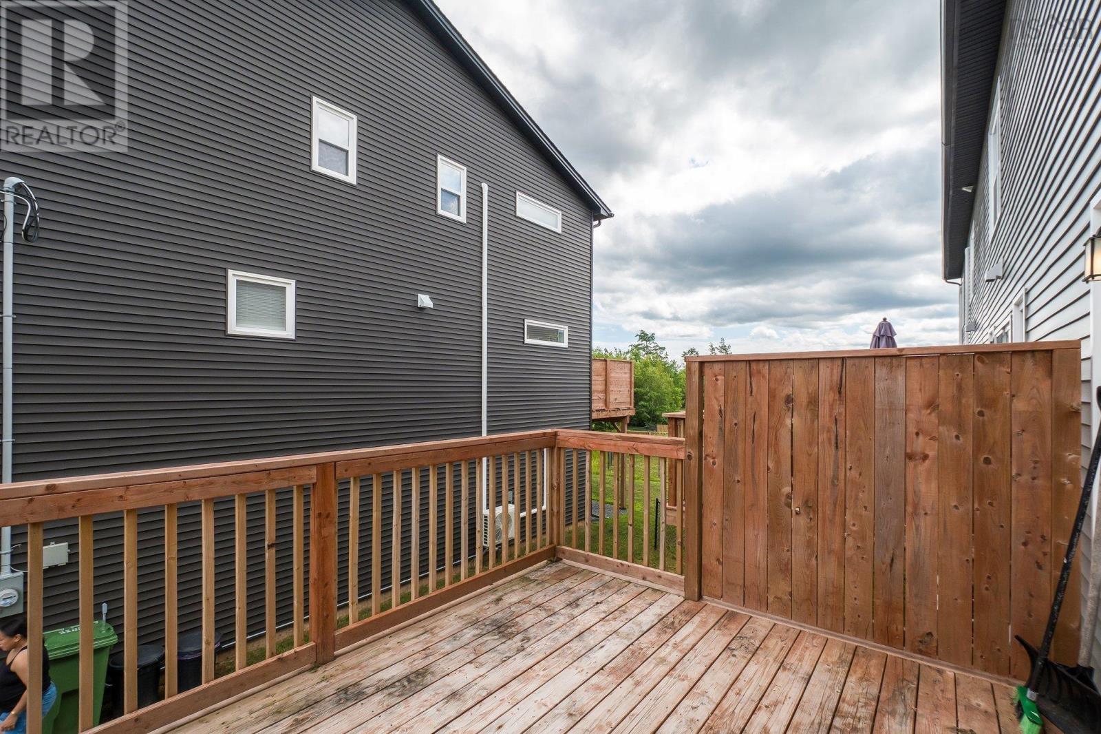 88 Tyler Street - 50