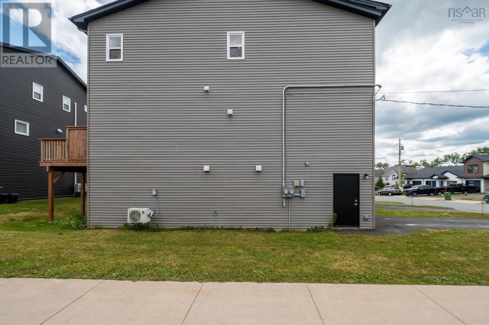 88 Tyler Street - 46